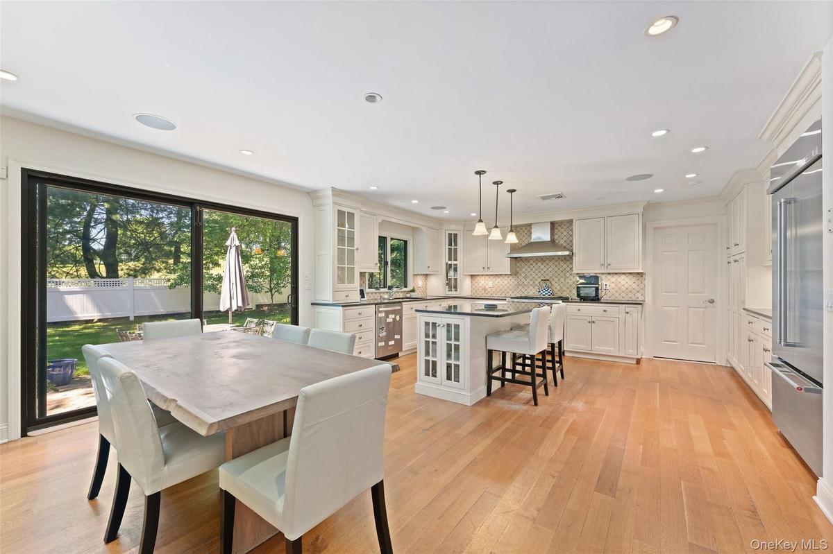 Eat in kitchen with ample room for a large table