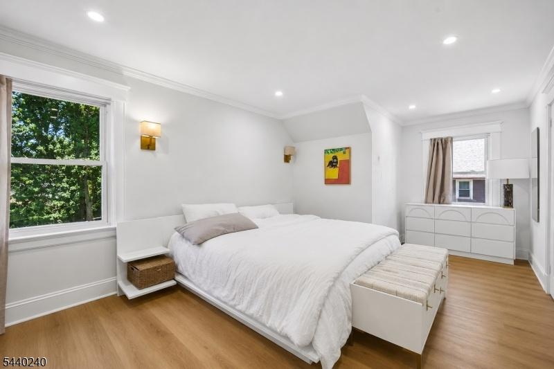 Primary Bed Room