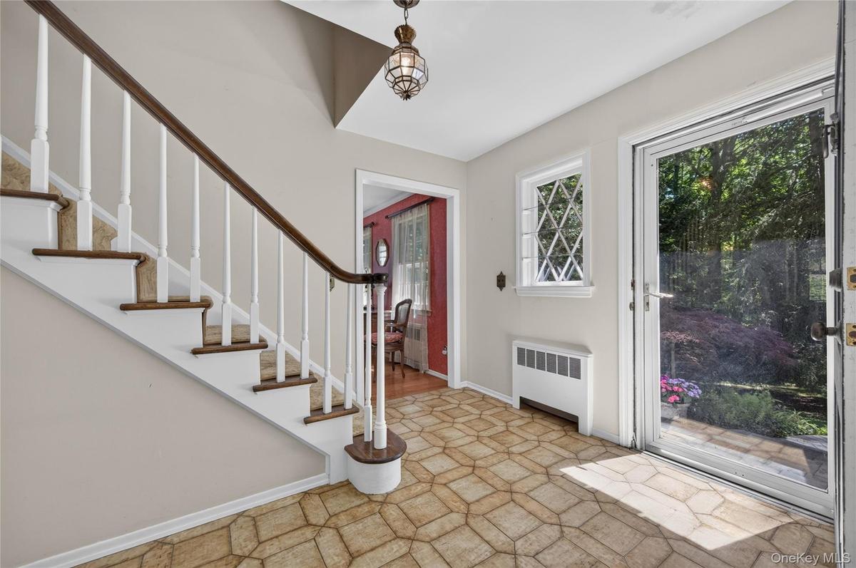 Entry Foyer With entrance to Living Room