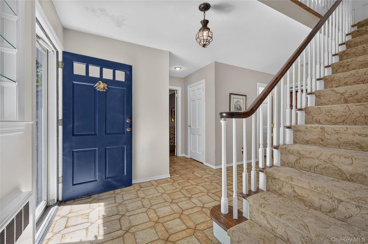 Entry Foyer