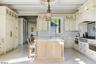 Kitchen (3 of 6)