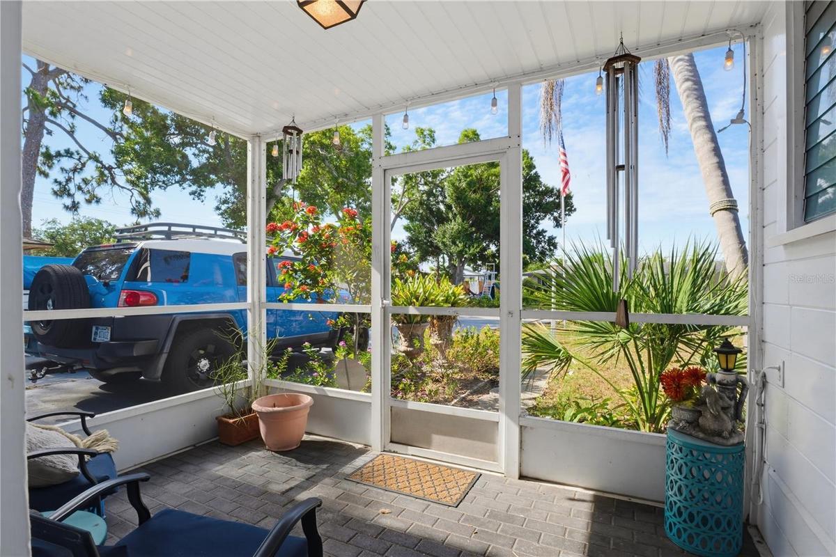 Front Screened In Lanai