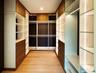 Walk In Closet