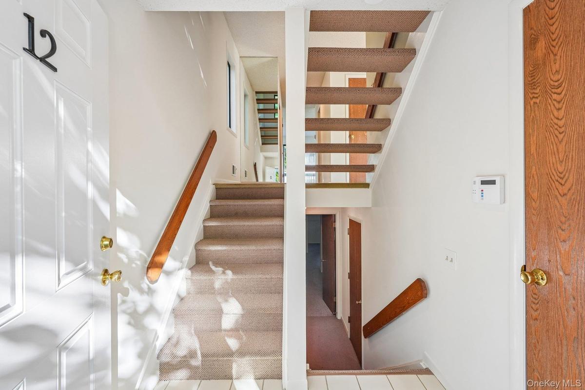 Floating steps