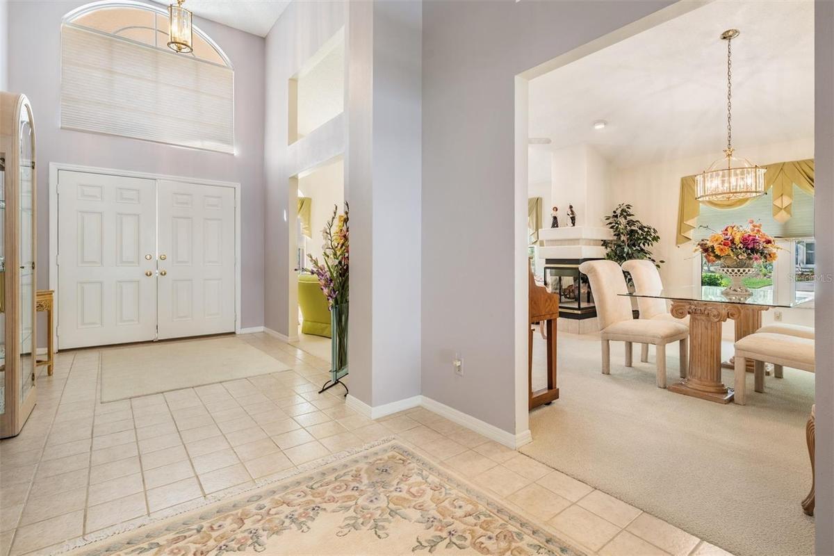 Double door entry way