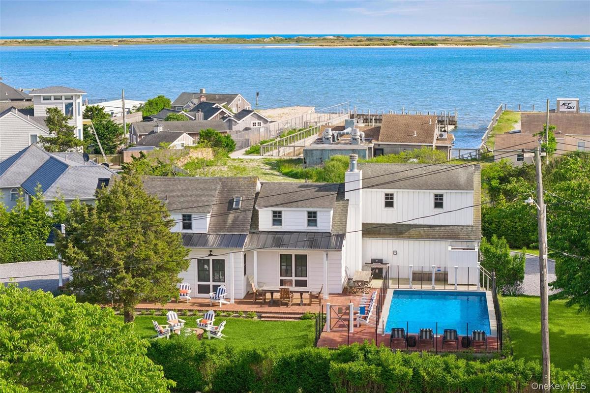 Water views and Bay Access