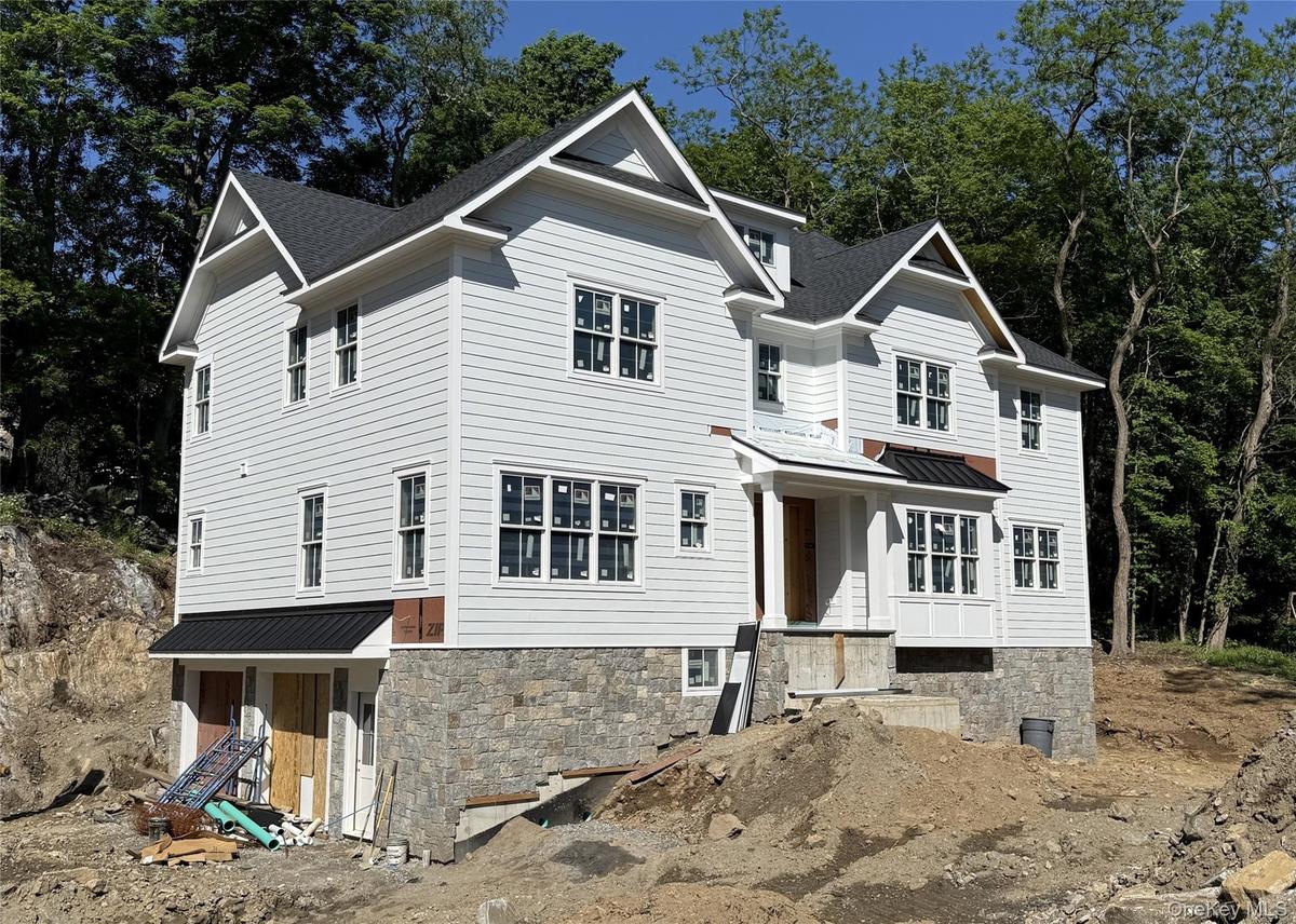 Under construction and coming to Chappaqua—4 BR | 5.1 BA | 4,589 SF plus additional flex spaces on over an acre, with an opportunity for early buyers 