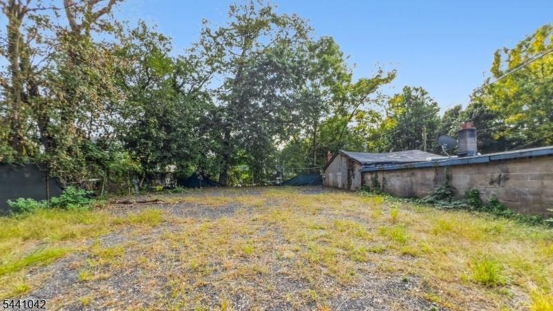 Fenced in Lot