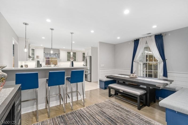 Open-concept Combo