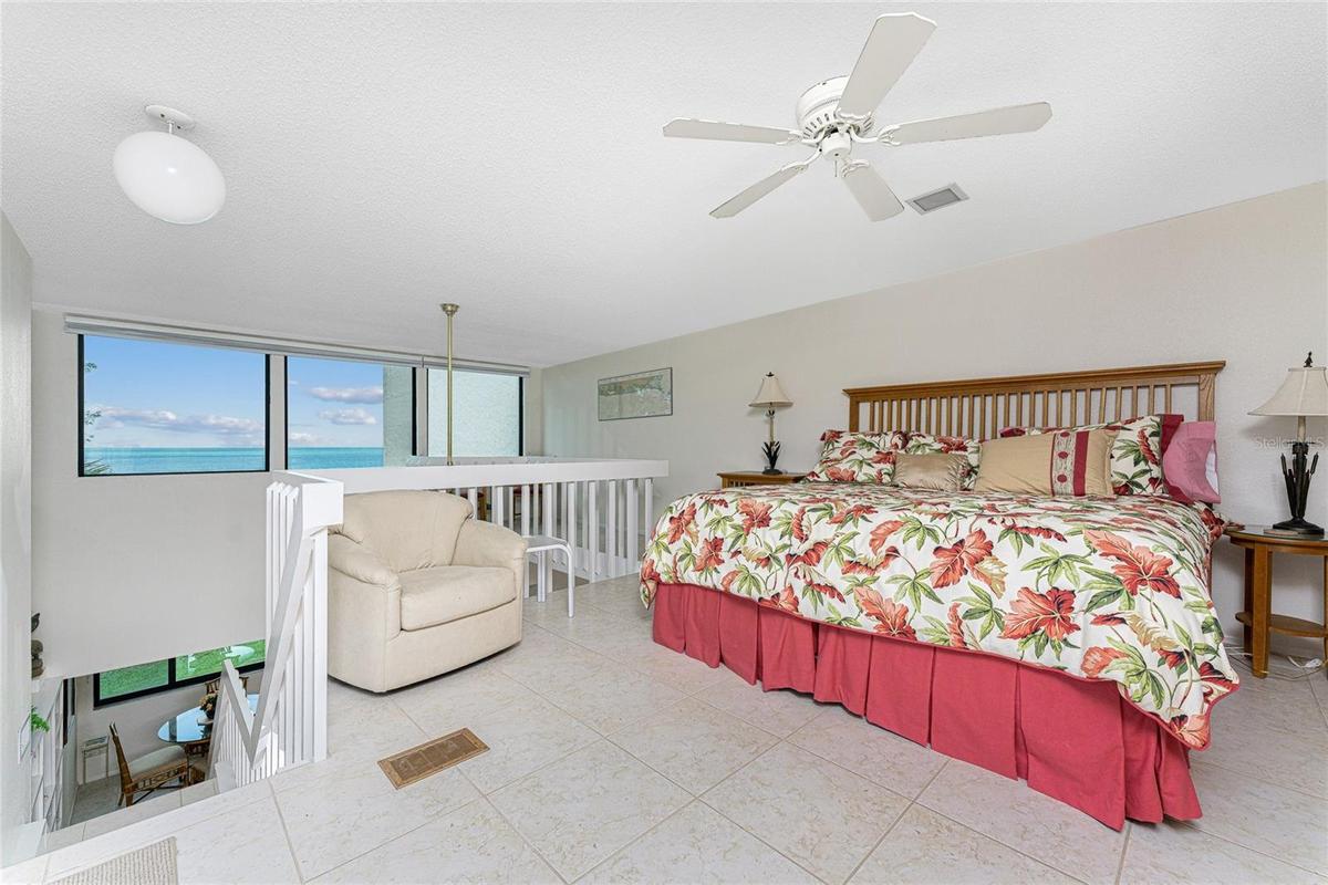 Upstairs Guest Bedroom/Loft/Mezzanine