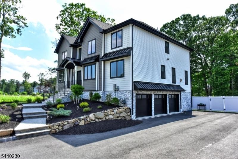 3 car garage