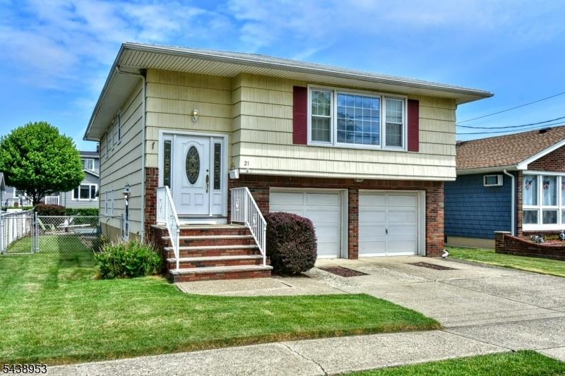 Front Entry & Two Car Garage