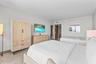 Guest suite with 2 queen beds