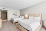 Guest suite with 2 queen beds