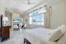 Guest bedroom ensuite