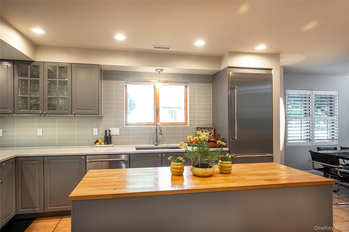 Kitchen Island