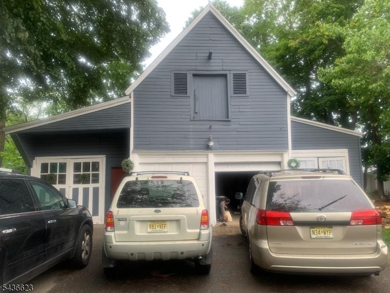 3 Car Garages