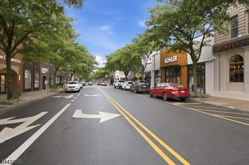 Springfield Ave