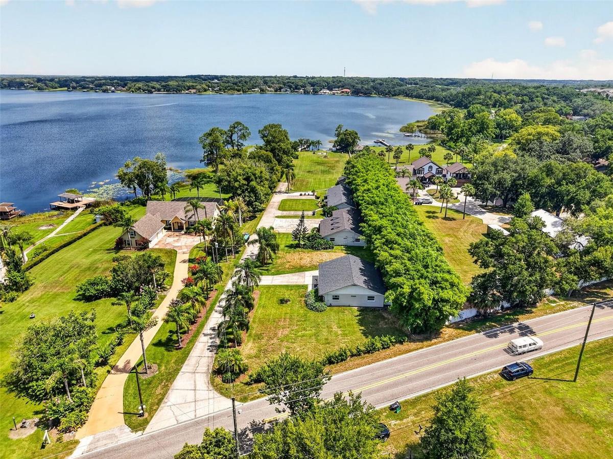 Five units, 4 homes on Lake Ola