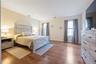 Pleny of room...Plenty of natural light!