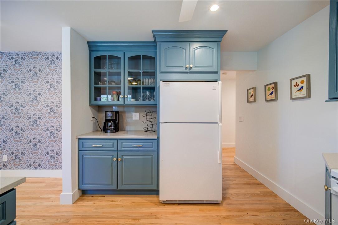 Built in bar storage area for convenient coffee or bar use!