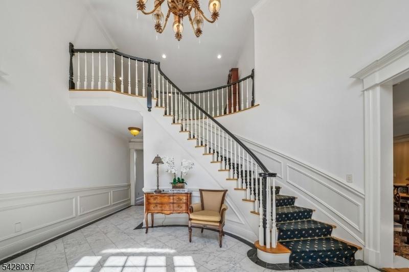 Stunning 2-Story Entrance Hall