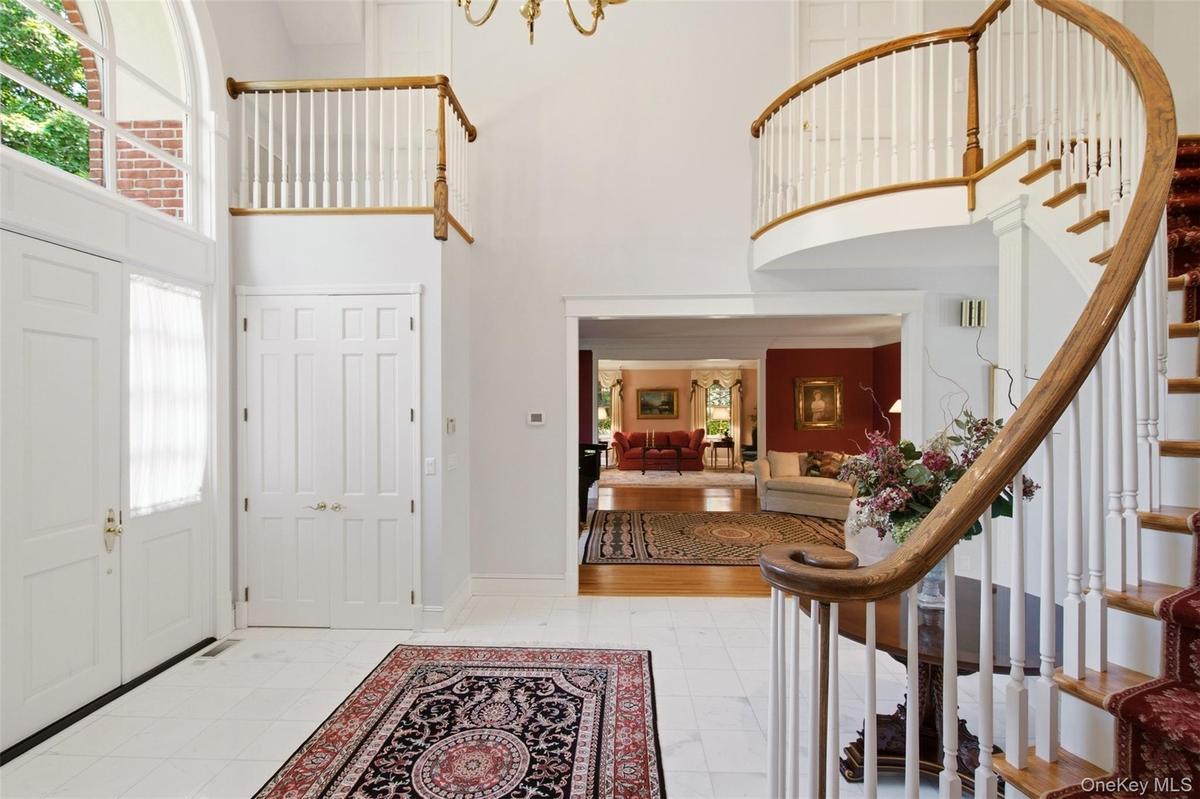 Elegant winding Staircase