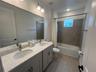 Upstairs Full Bathroom