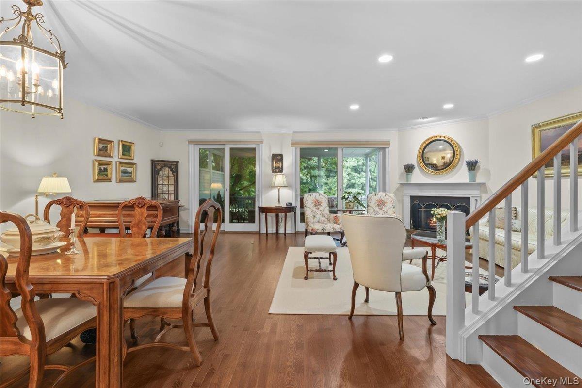 Dining Area showing doors to screened porch
