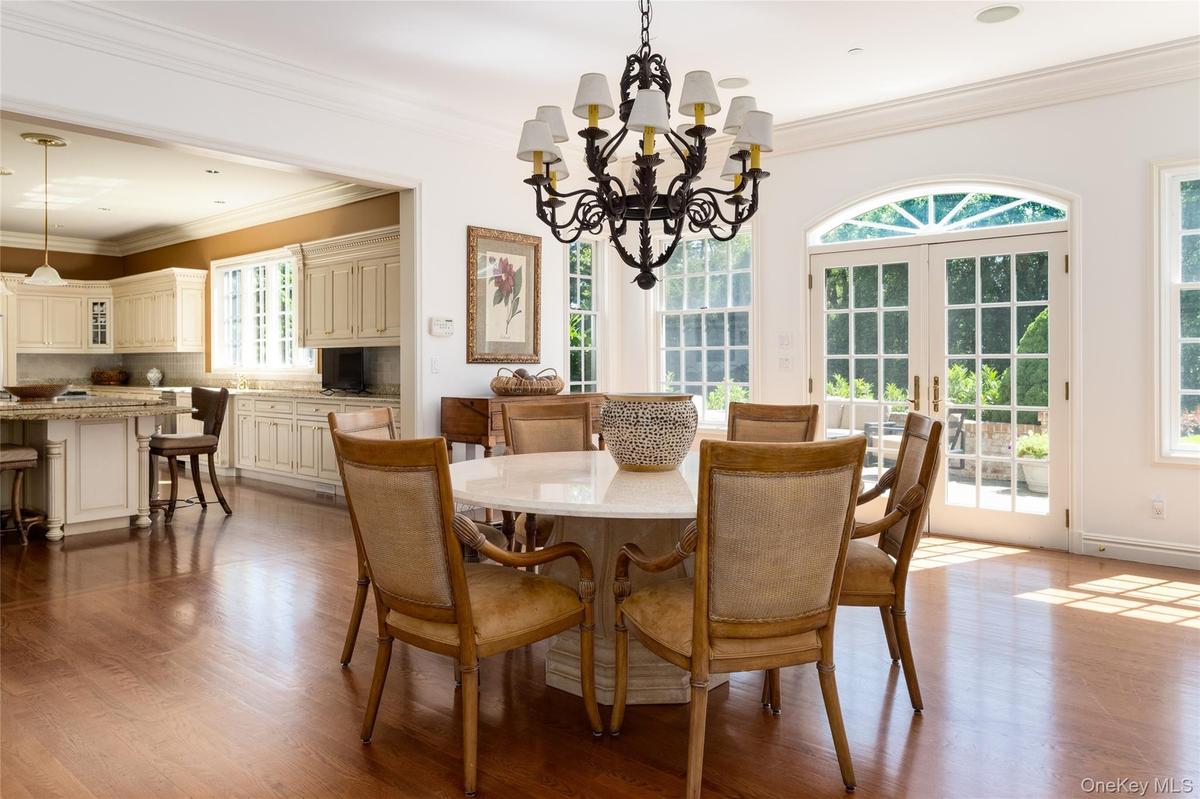 Breakfast Room with tons of sunlingt