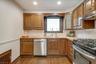 Kitchen 3 of 5