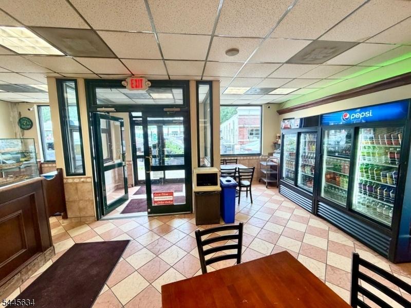 Pizzeria
