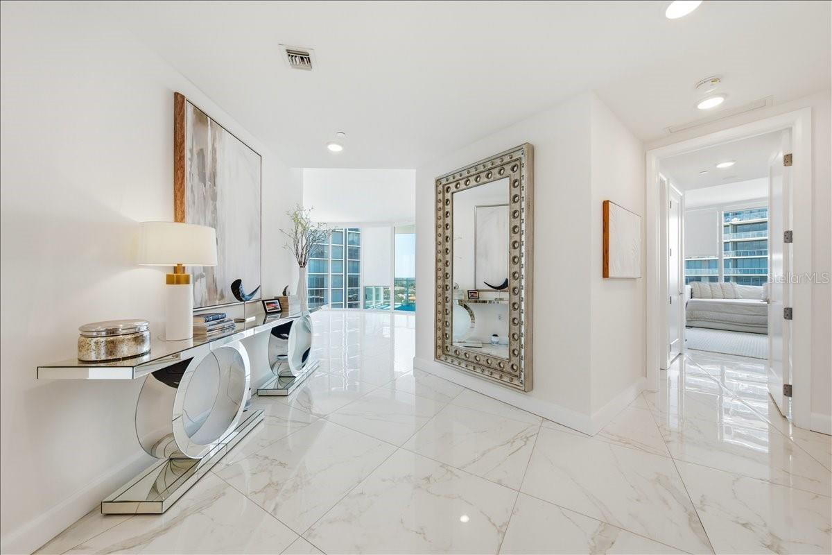 Expansive glass showcasing breathtaking waterfront scenery.