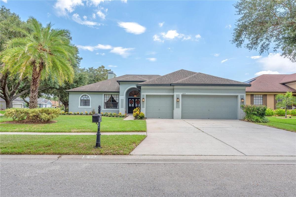 Major updates provide peace of mind and exceptional value, Pool Pump (Feb 2026), Water Heater replaced (July 2024), Black stainless steel kitchen appl