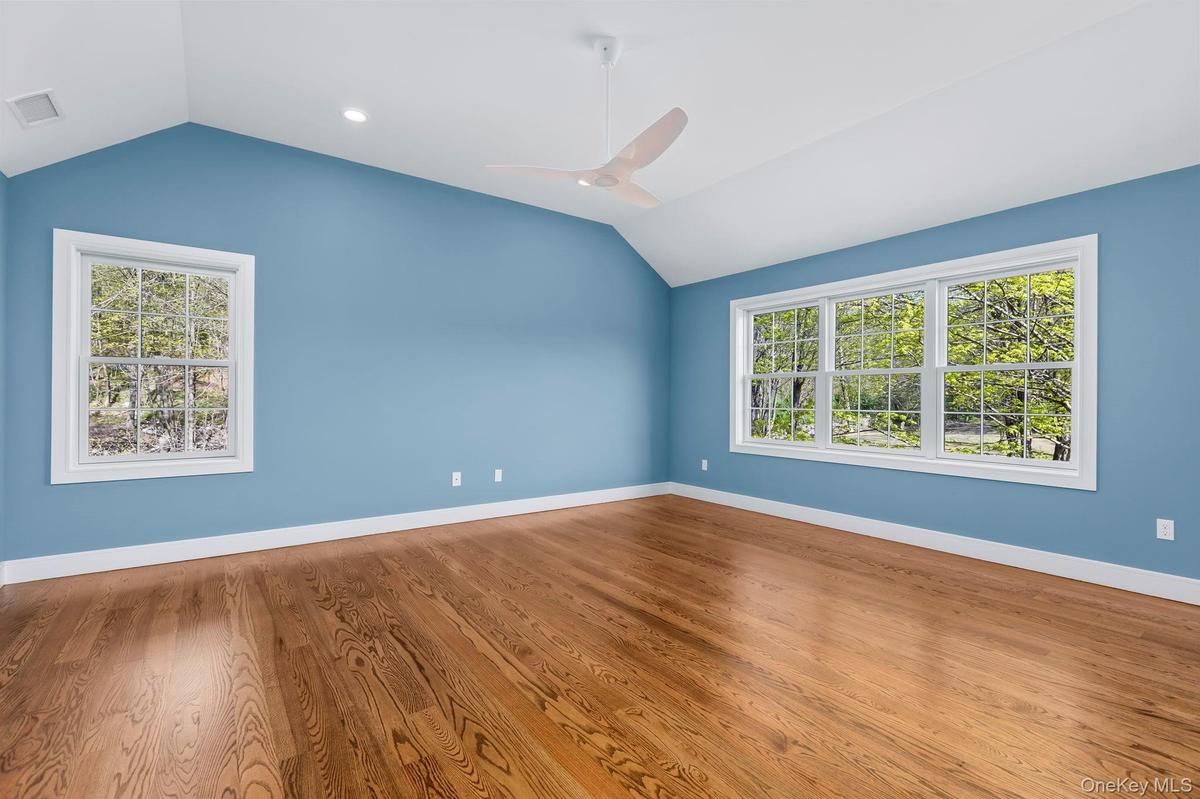 Depicting features of a previously built home featuring higher ceilings, hardwood floors and recessed lighting. All subject to change