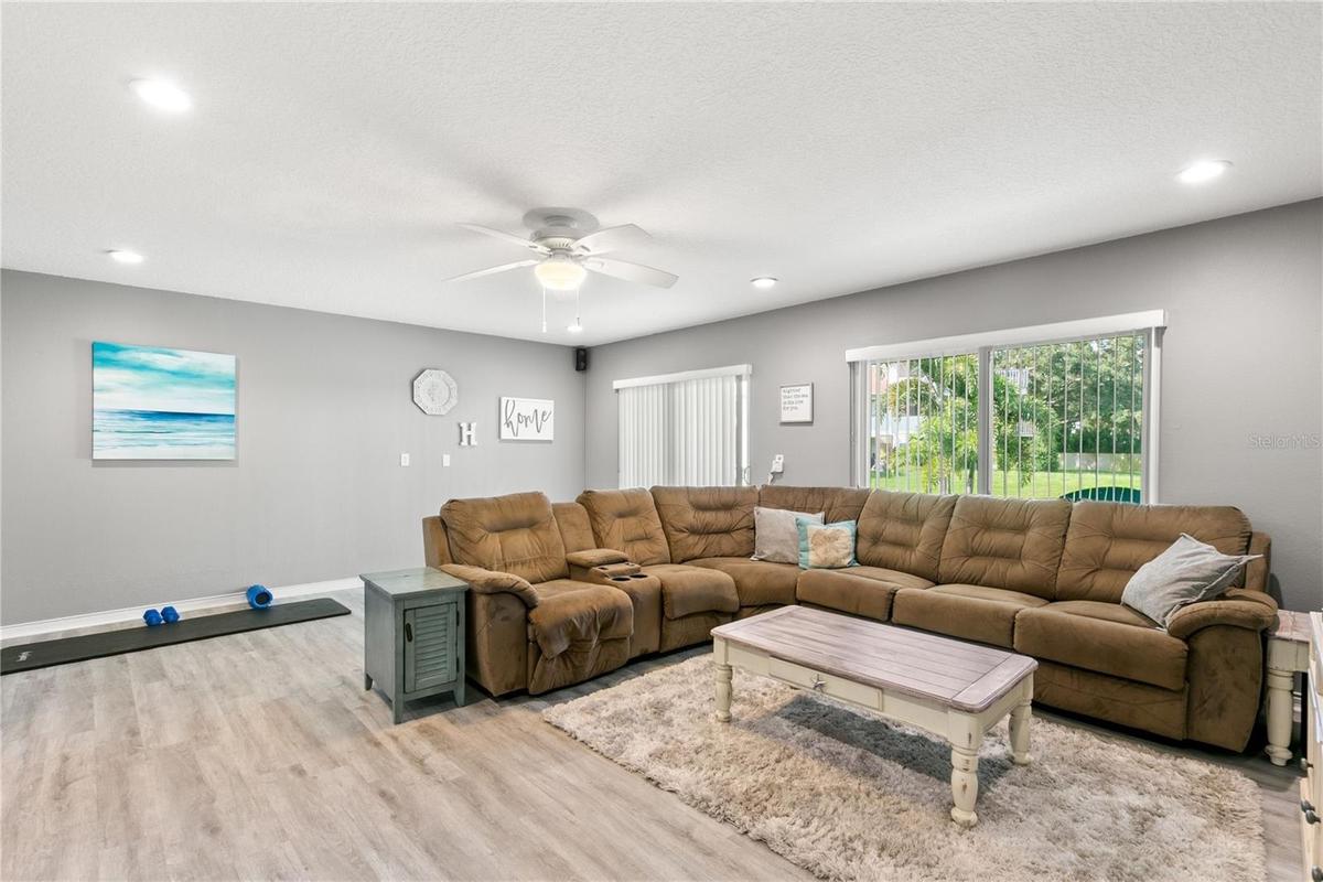 1st Level-MIL Suite/Den