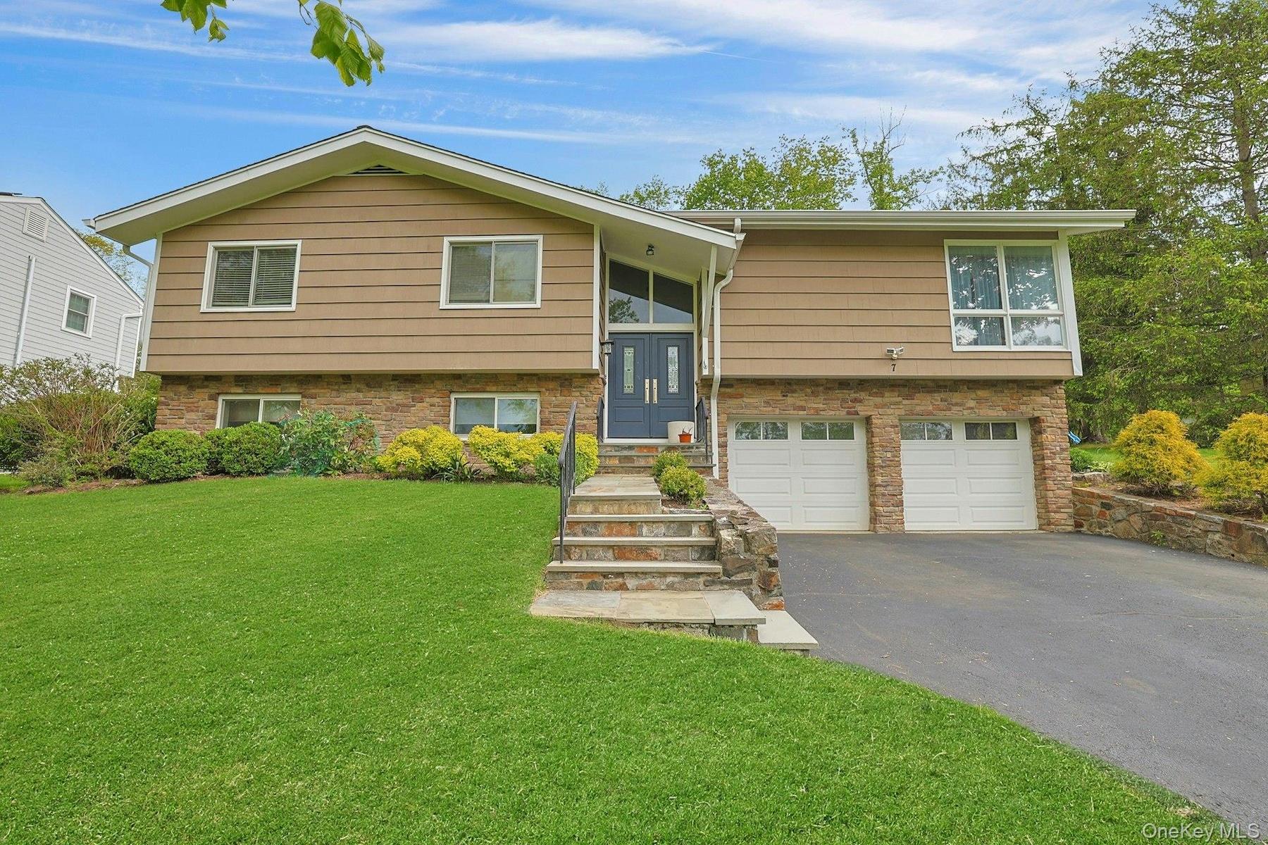 Welcome to 7 Lorenz Dr.