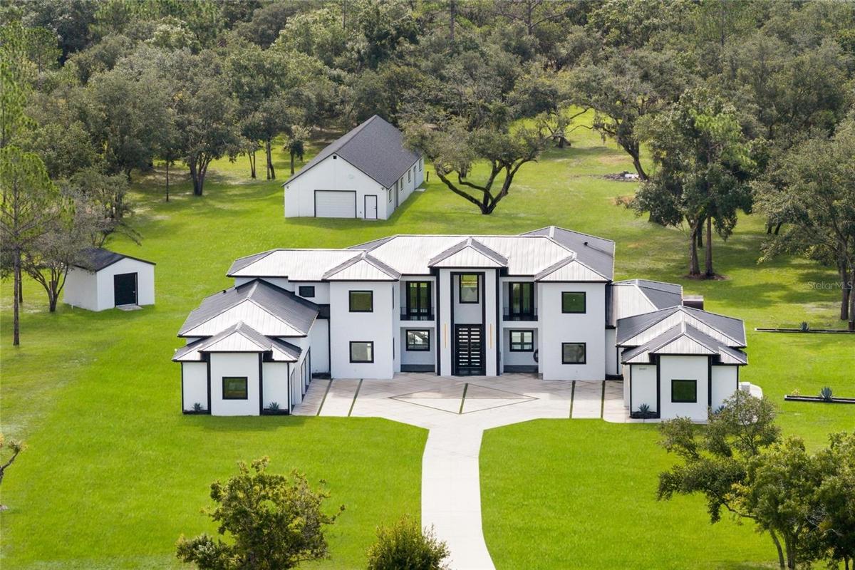 Welcome to 20307 74th Ave