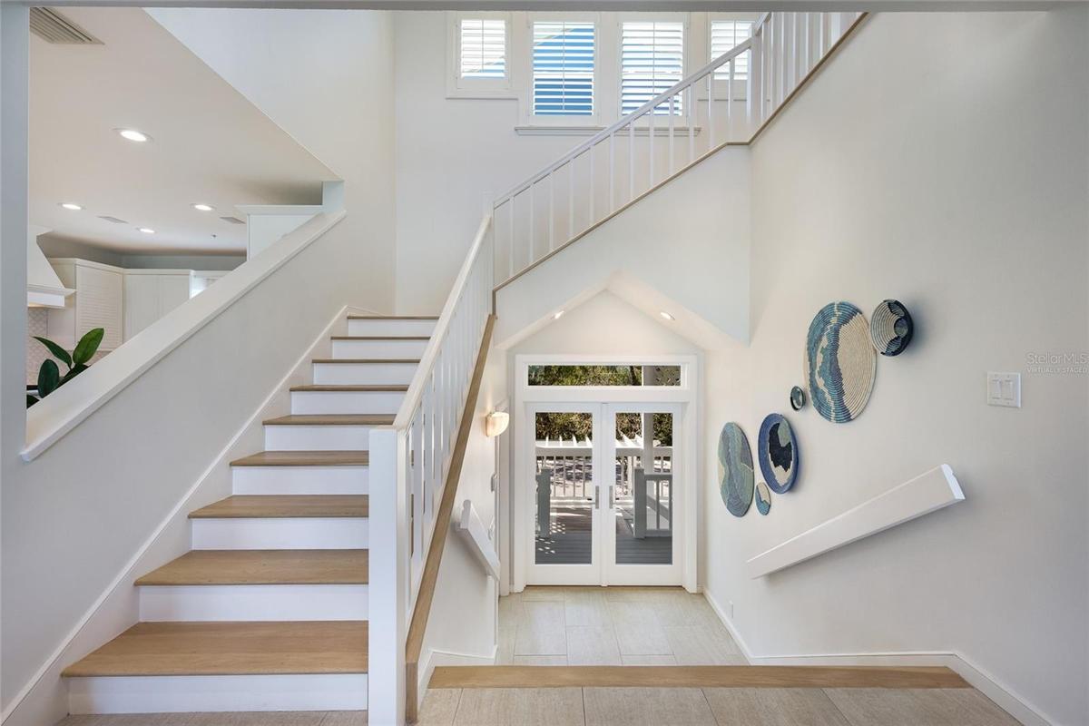House is virtually staged
