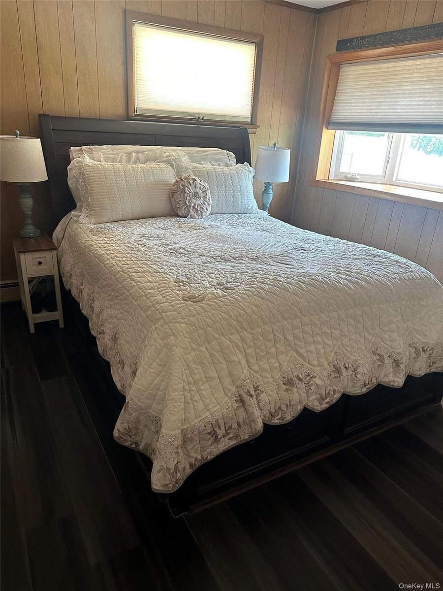 premier bedroom has 2 deep closets