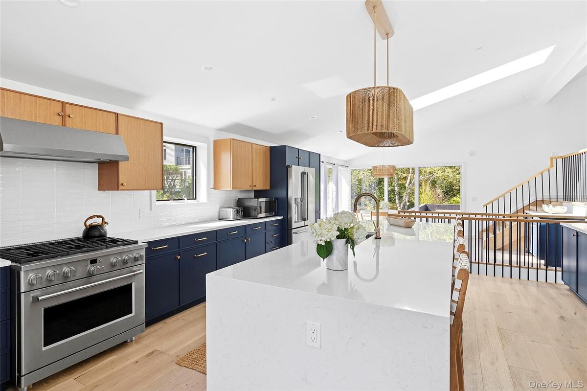 Gourmet kitchen