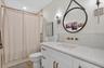 Mainhouse bathroom n#2