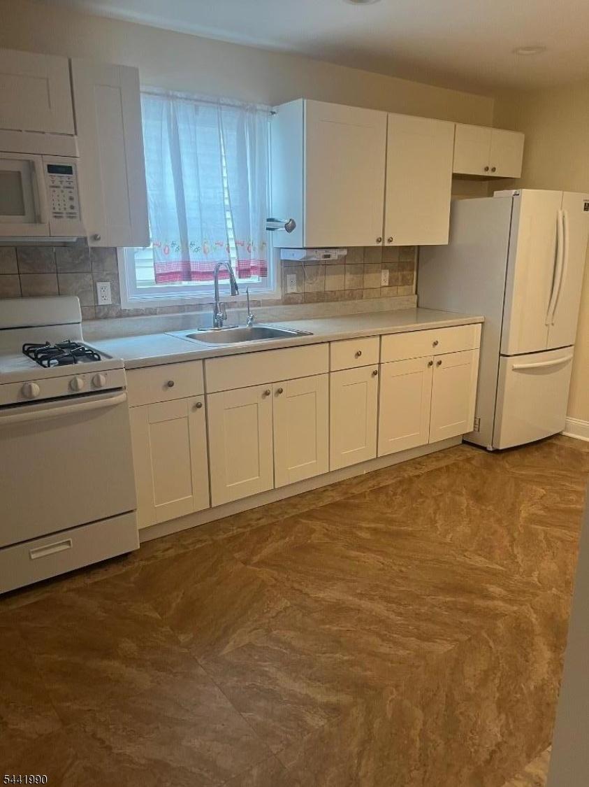 1st fl kitchen