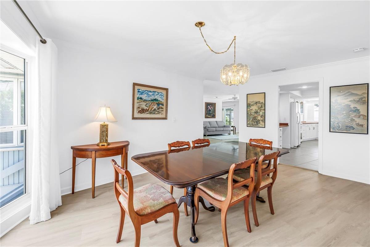 Formal dining room