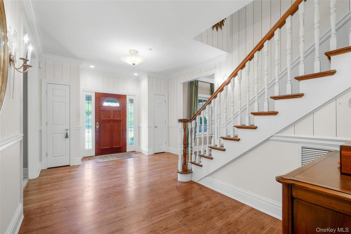 A stunning grand entrance