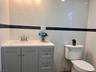 2nd Floor Full Bathroom