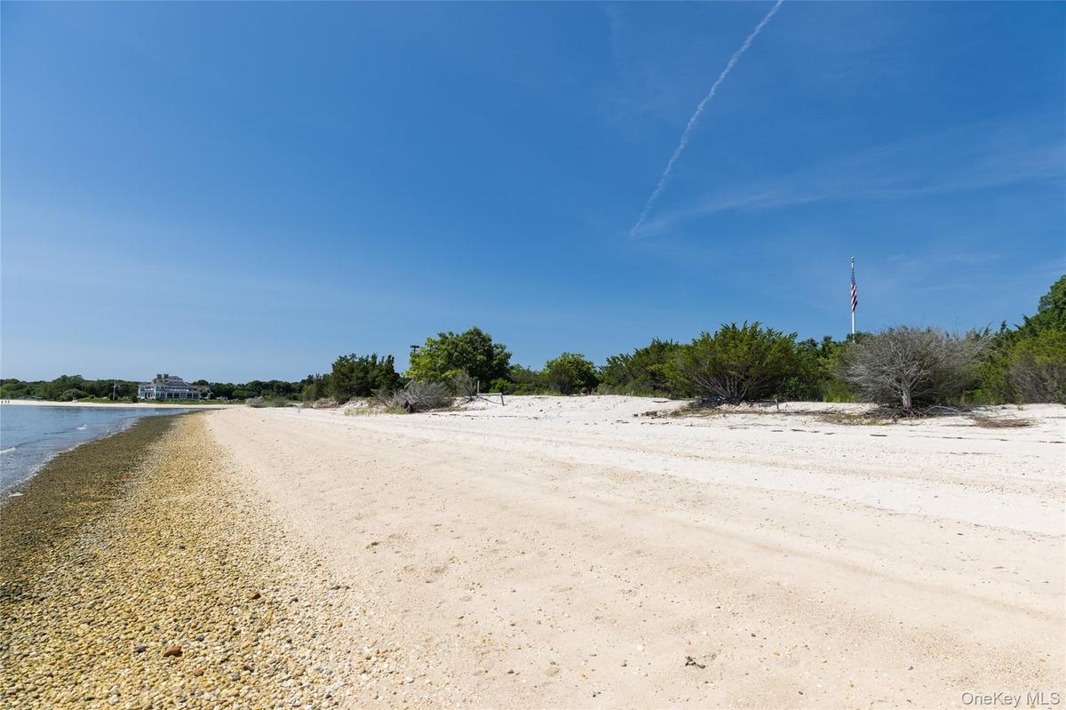 One of best beach front homes on the whole North Fork