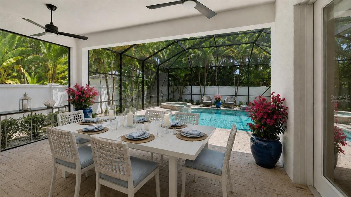 Virtually staged lanai