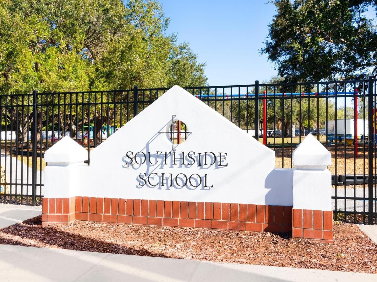 Stroll to Southside School
