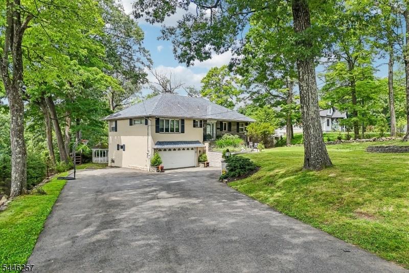 2-Car Attached Garage